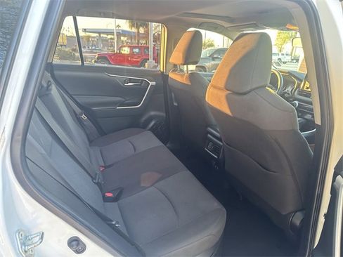 Used 2019 Toyota RAV4 XLE image 30