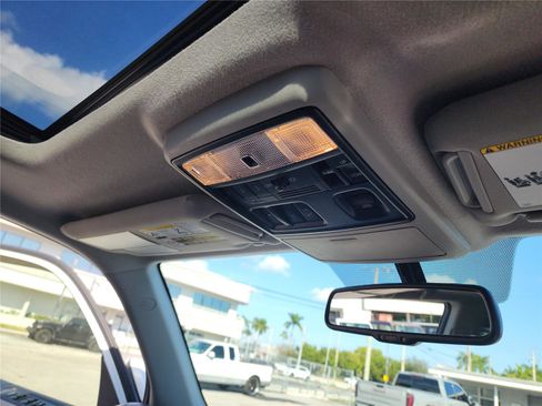 Used 2016 Toyota 4Runner Limited image 32