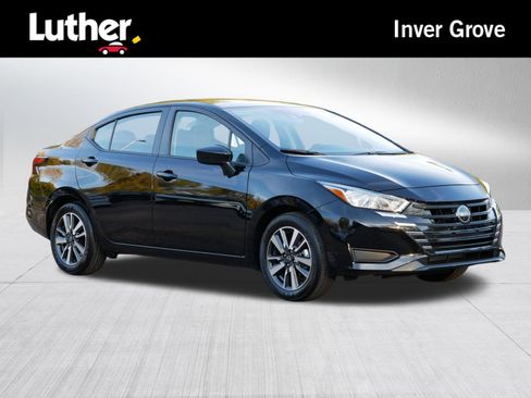 Certified 2024 Nissan Versa SV image 1