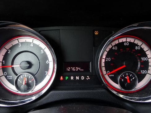 Used 2016 Dodge Grand Caravan SE w/ Quick Order Package 29E SE image 21