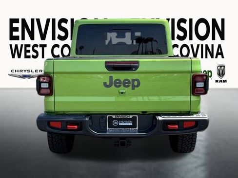 New 2025 Jeep Gladiator Rubicon image 7