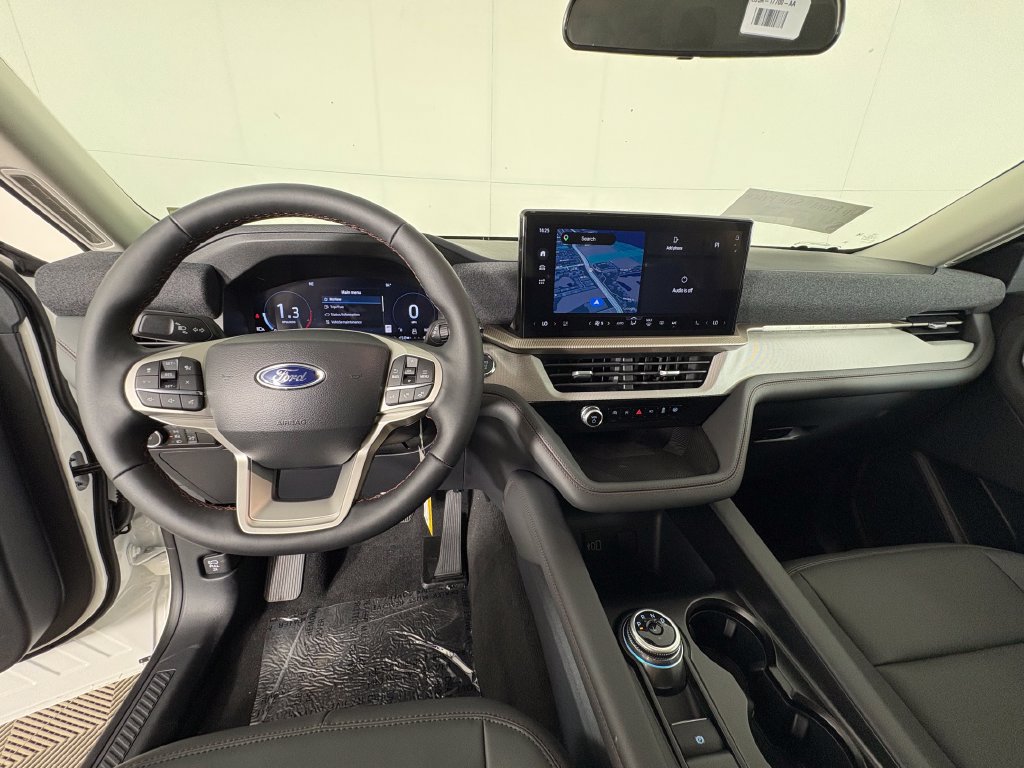 New 2026 Ford Explorer Active w/ Active Comfort Package RWD image 7