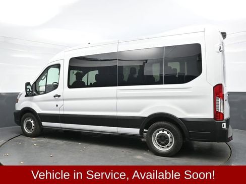 Used 2023 Ford Transit 350 XL image 4