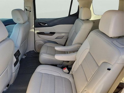 Certified 2022 GMC Acadia Denali w/ Denali Ultimate Package image 13