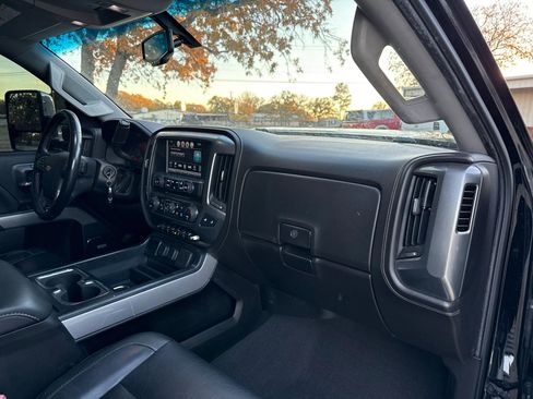 Used 2019 Chevrolet Silverado 2500 LTZ w/ Duramax Plus Package image 16