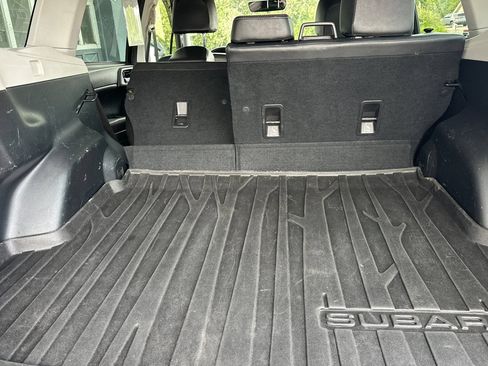 Used 2018 Subaru Forester 2.5i Limited AWD/4WD image 12