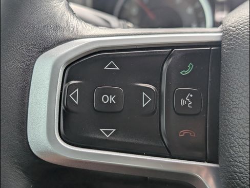Used 2022 RAM 1500 Big Horn AWD/4WD image 18