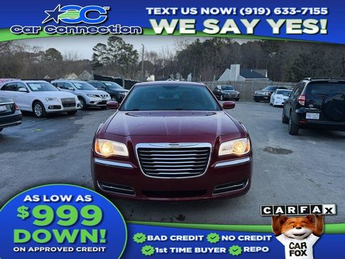 Used 2013 Chrysler 300 image 3