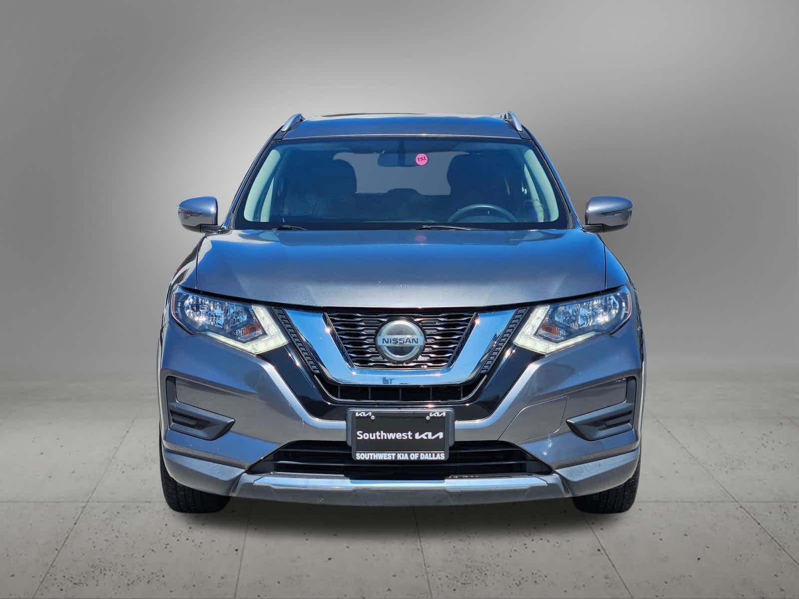 Used 2018 Nissan Rogue SV FWD image 9
