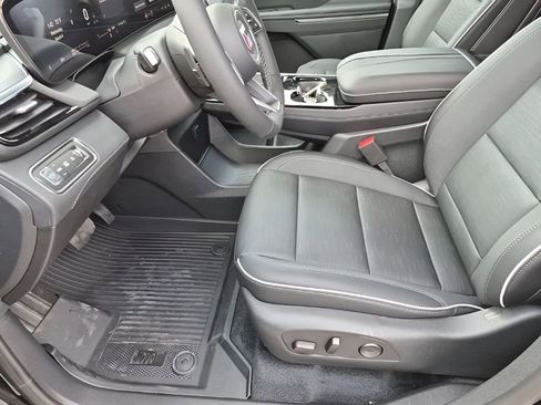 New 2026 Buick Enclave Sport Touring w/ LPO, Floor Liner Package image 32