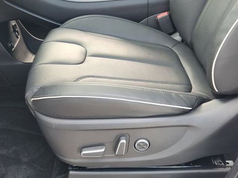 Used 2025 Hyundai Palisade SEL FWD image 18