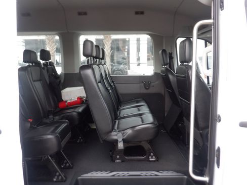 Used 2020 Ford Transit 350 XL RWD image 7