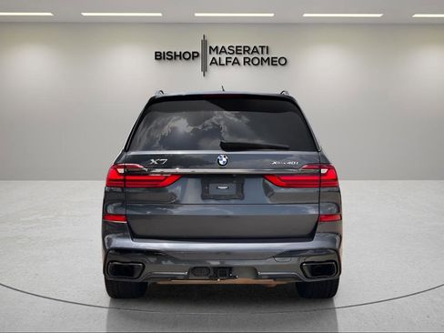 Used 2022 BMW X7 xDrive40i w/ M Sport Package AWD/4WD image 4