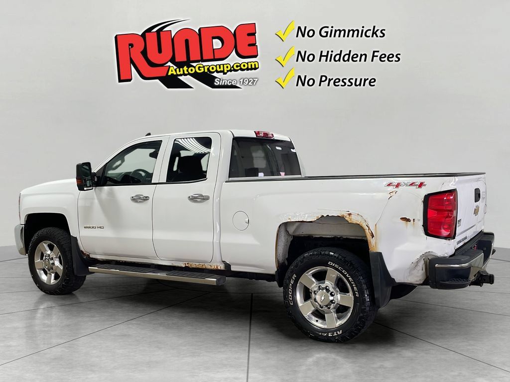 Used 2016 Chevrolet Silverado 2500 W/T AWD/4WD image 4