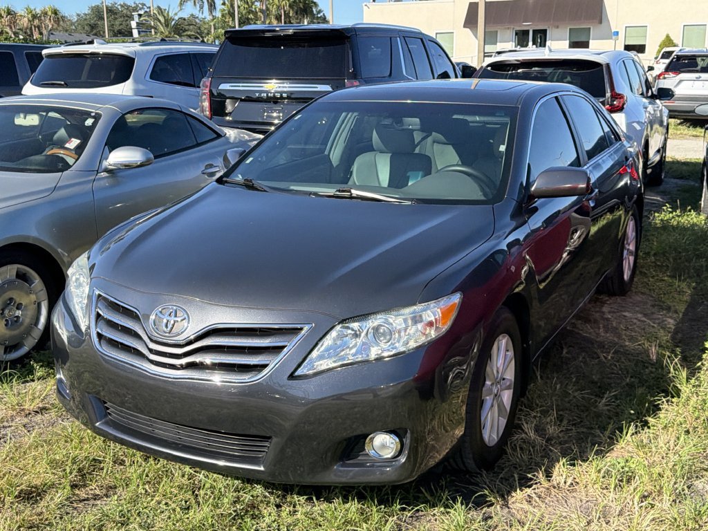 Used 2010 Toyota Camry XLE FWD image 8