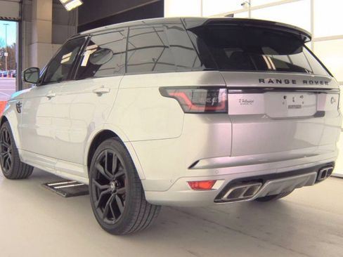 Used 2019 Land Rover Range Rover Sport SVR image 3