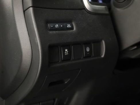 Used 2024 Nissan Murano SV w/ SV Midnight Edition Package image 14