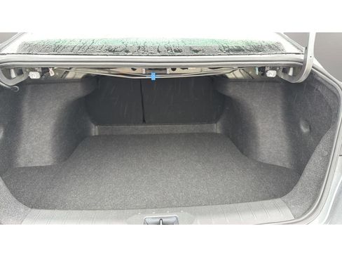 New 2026 Nissan Sentra SR w/ Floor Mat Package FWD image 16
