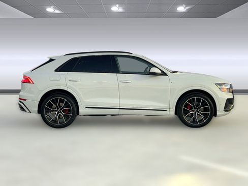 Used 2022 Audi Q8 Prestige w/ Prestige Package image 8