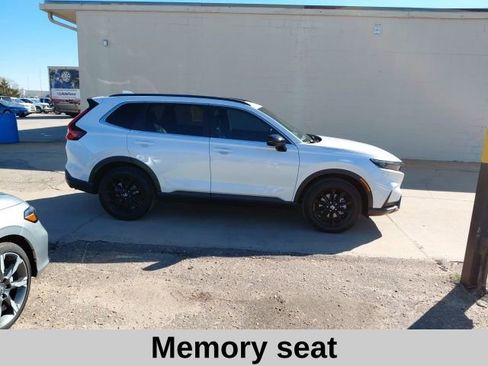 Used 2025 Honda CR-V Sport-L image 4