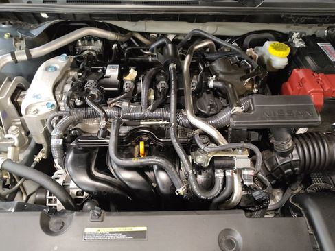 Used 2024 Nissan Sentra SV FWD image 30
