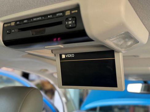 Used 2010 Toyota Tundra Limited image 44