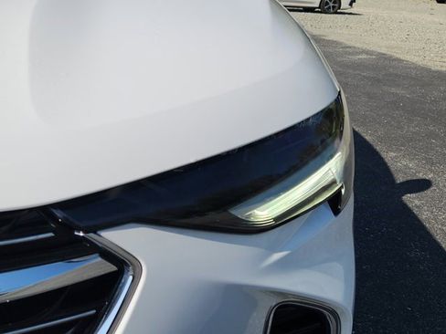 Certified 2023 Buick Envision Essence AWD/4WD image 8