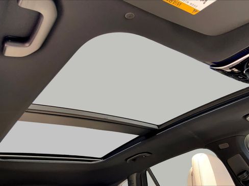 New 2027 Mercedes-Benz GLC 300 4MATIC image 11