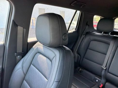 Used 2025 Chevrolet Equinox LT w/ Convenience Package II AWD/4WD image 58