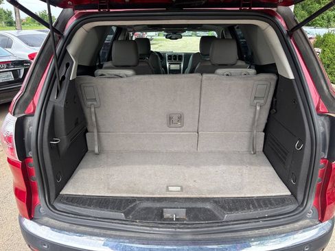 Used 2012 GMC Acadia SLT AWD/4WD image 18