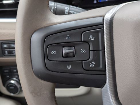 Used 2024 GMC Yukon Denali w/ LPO, Floor Liner Package image 18