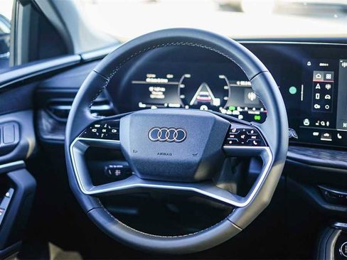 New 2025 Audi Q5 Premium image 15