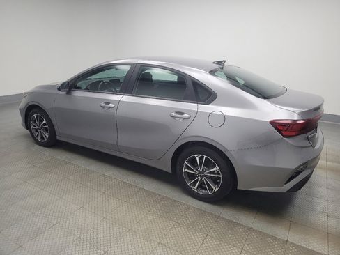 Used 2024 Kia Forte LXS FWD image 3