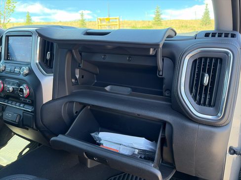 Used 2021 GMC Sierra 1500 Elevation AWD/4WD image 31