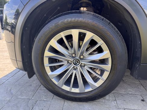 Certified 2024 MAZDA CX-90 3.3 Turbo w/ Preferred Plus AWD/4WD image 9