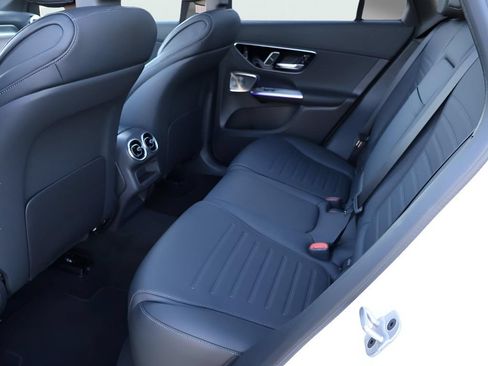 Used 2026 Mercedes-Benz GLC 300 4MATIC image 20