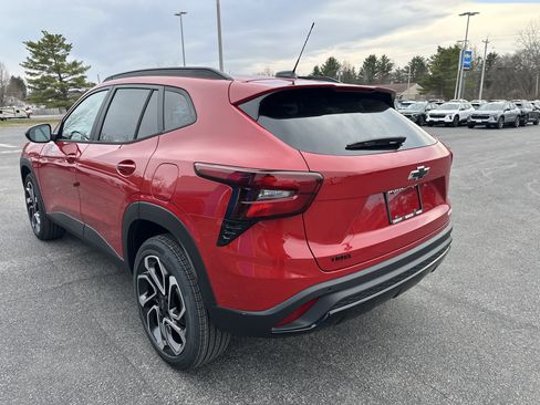 New 2026 Chevrolet Trax RS w/ Driver Confidence Package FWD image 4