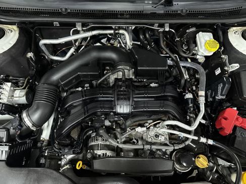 Used 2021 Subaru Outback Limited image 12