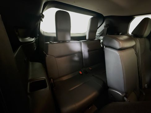 Used 2024 Mitsubishi Outlander SE image 41