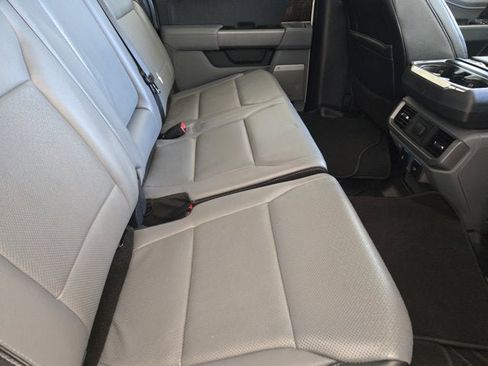 Used 2021 Ford F150 Lariat image 9