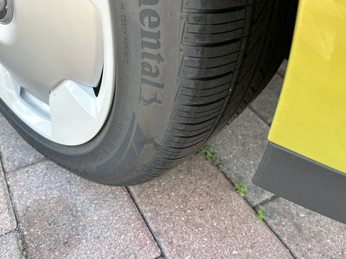 New 2025 Volkswagen ID. Buzz 1st Edition image 9