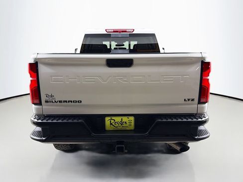 Used 2025 Chevrolet Silverado 2500 LTZ w/ Trail Boss Package AWD/4WD image 7