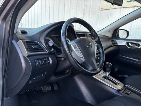Used 2015 Nissan Sentra SR FWD image 14