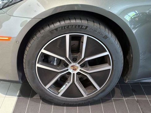 Used 2025 Porsche Panamera RWD image 12