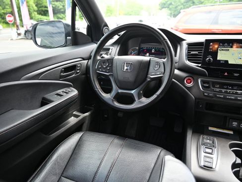 Used 2022 Honda Pilot TrailSport image 13