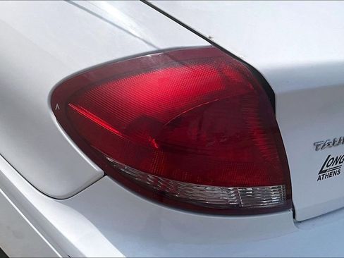 Used 2007 Ford Taurus SE FWD image 25