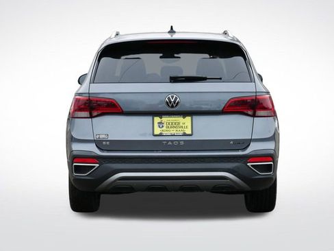 Used 2022 Volkswagen Taos SE image 6