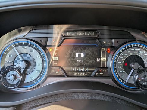 Used 2022 RAM 2500 Limited image 24