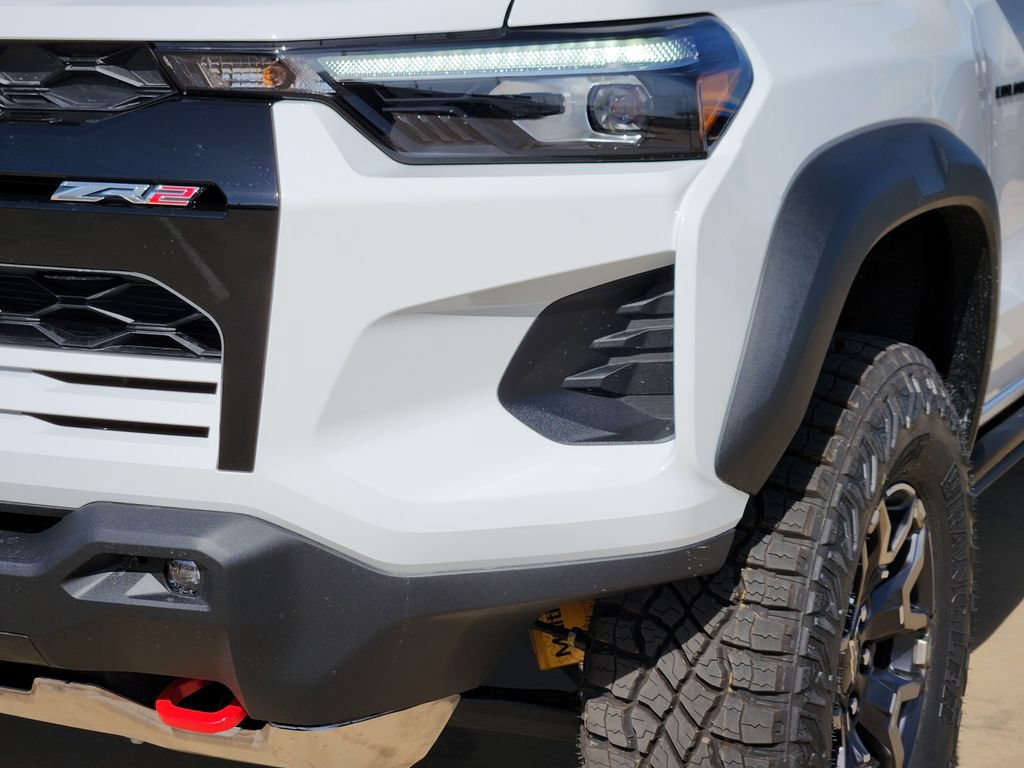 New 2026 Chevrolet Colorado ZR2 w/ Technology Package AWD/4WD image 6