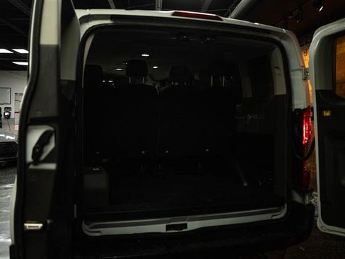 Used 2024 Ford Transit 350 XLT image 7